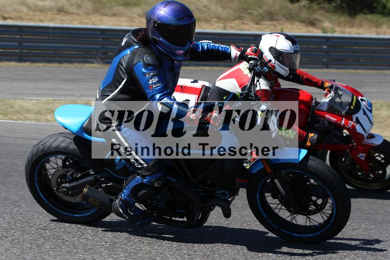 Archiv-2022/54 13.08.2022 Plüss Moto Sport ADR/Einsteiger/110